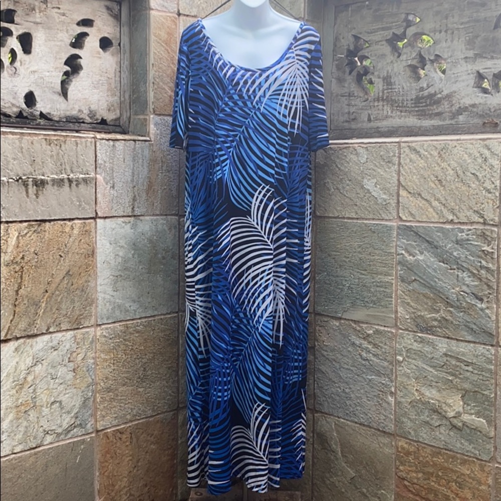Iolani Palm Print Maxi Dress